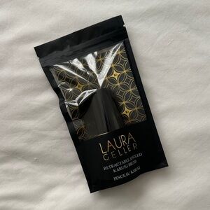 Laura Geller Retractable Angled Kabuki Brush